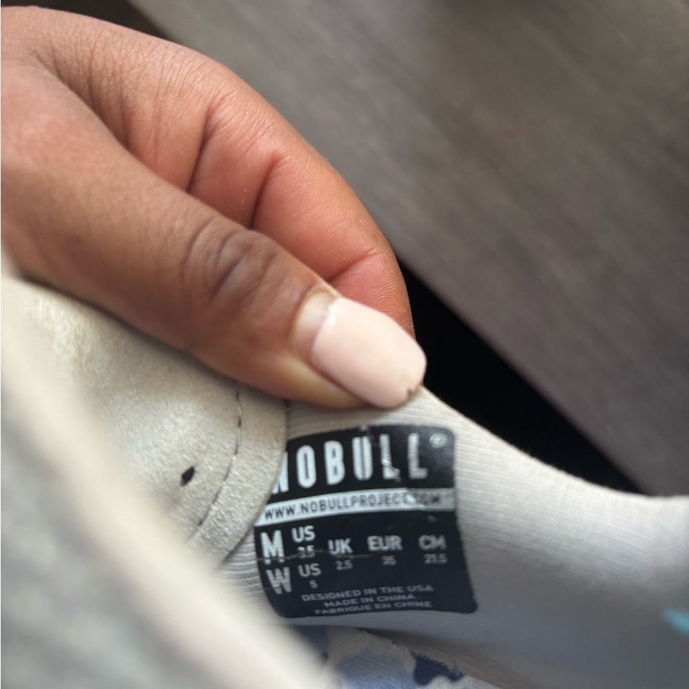 Nobul Trainer Size 5 View 4